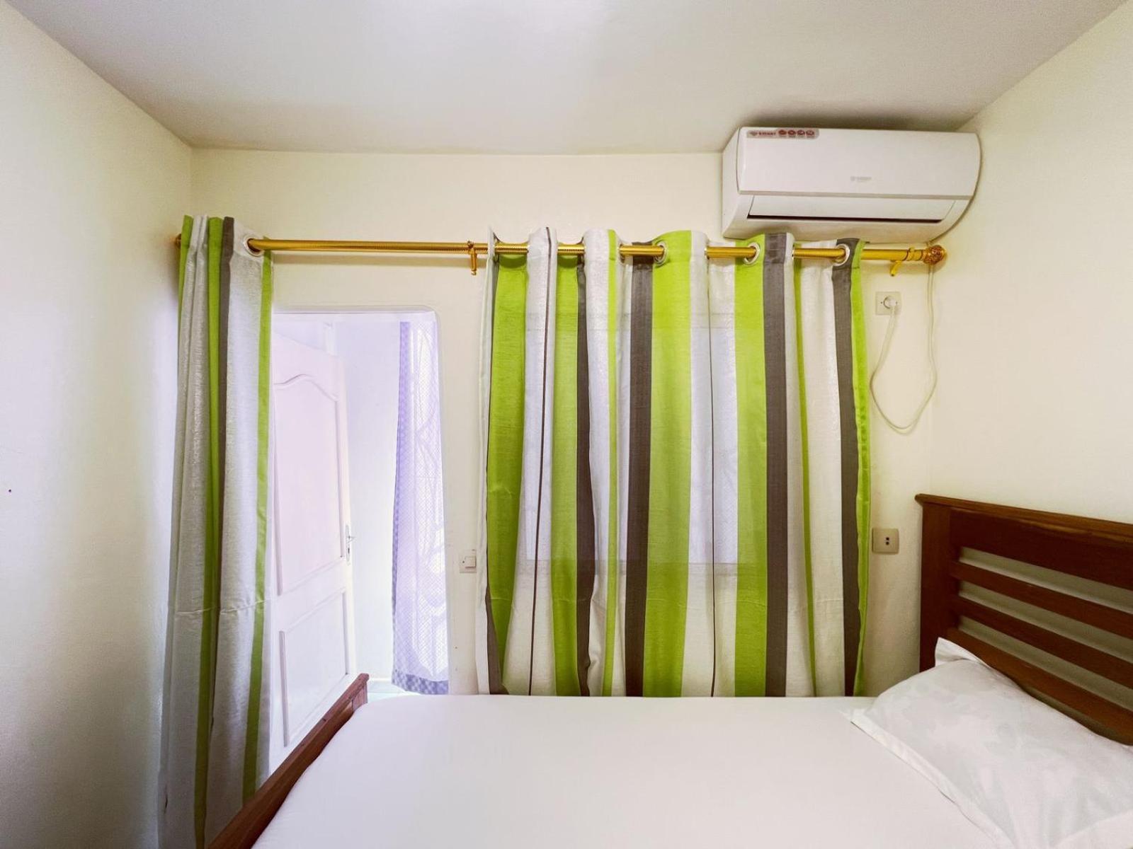 Residence Kane Diallo- Appartements Elegants Et Centraux A 达喀尔 外观 照片