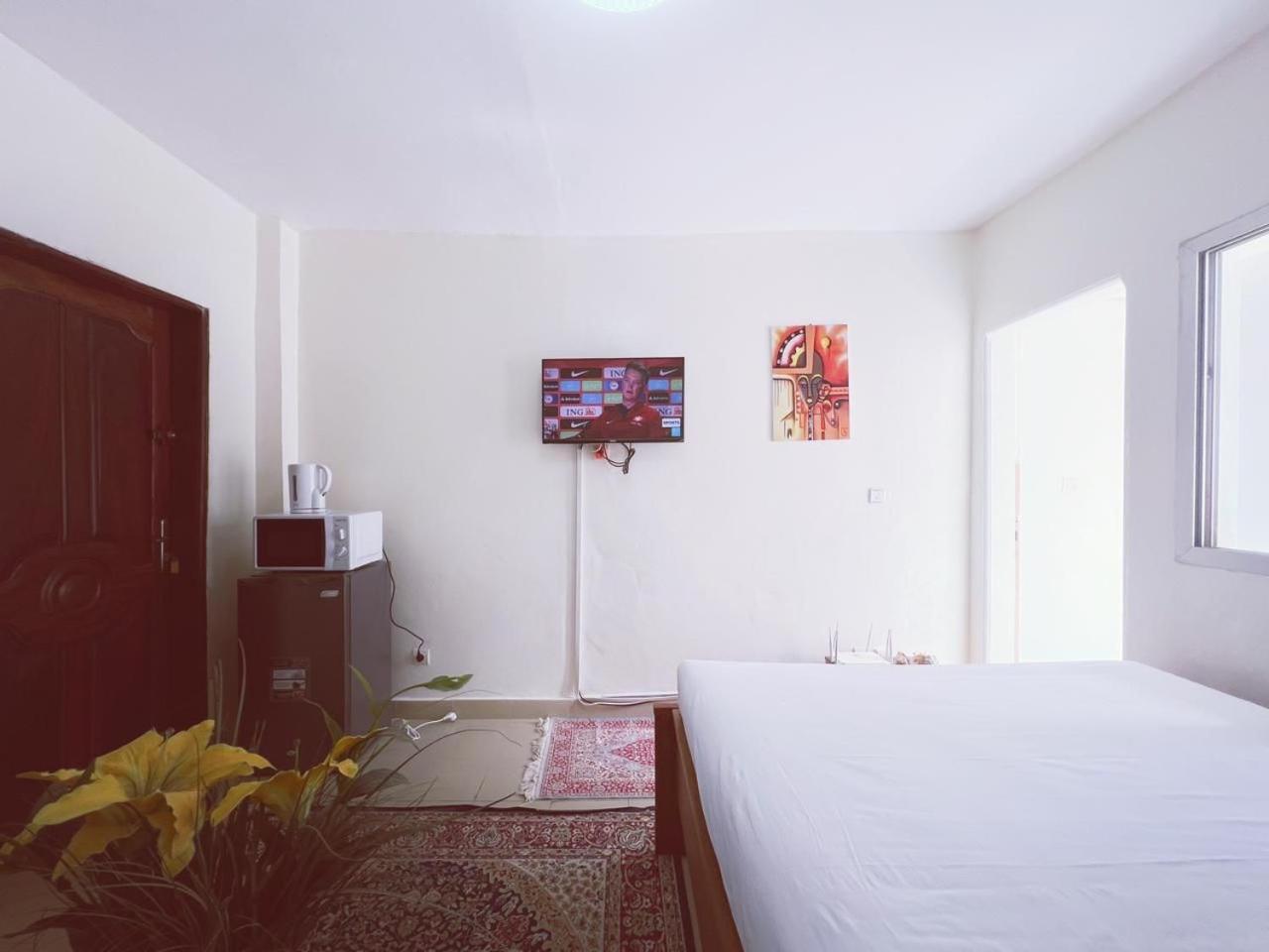 Residence Kane Diallo- Appartements Elegants Et Centraux A 达喀尔 外观 照片